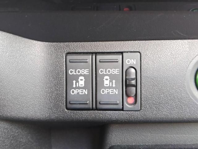 HONDA STEPWAGON 2016 Image 31