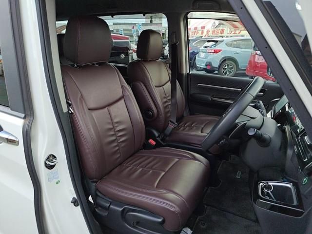 HONDA STEPWAGON 2016 Image 31