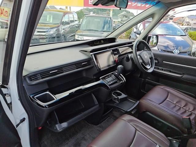 HONDA STEPWAGON 2016 Image 31