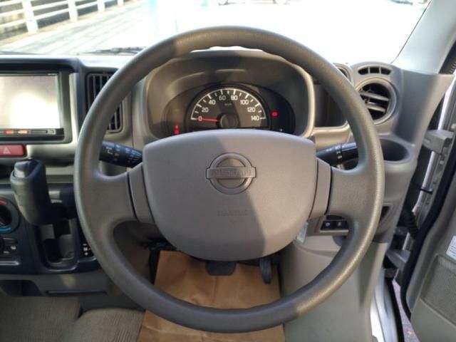 NISSAN NV100 CLIPPER 2018 Image 31