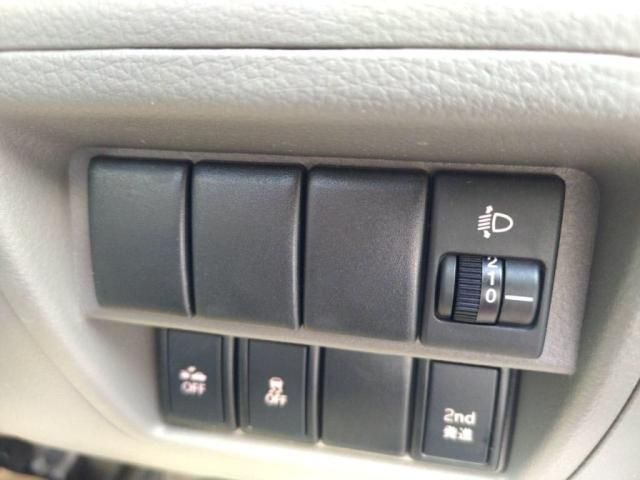 NISSAN NV100 CLIPPER 2018 Image 31