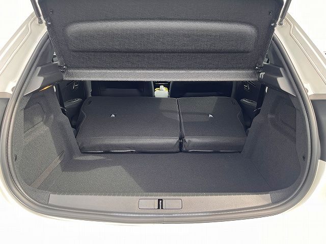 PEUGEOT 208 2021 Image 31