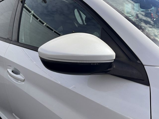 PEUGEOT 208 2021 Image 31