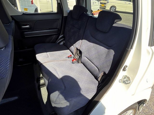 SUZUKI WAGON R 2018 Image 31