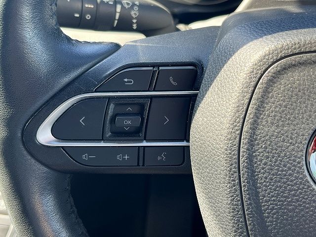 TOYOTA VOXY HYBRID 2022 Image 31