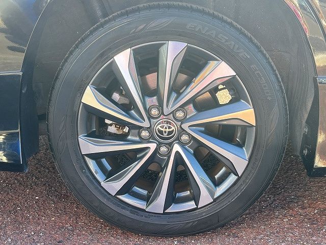 TOYOTA VOXY HYBRID 2022 Image 31