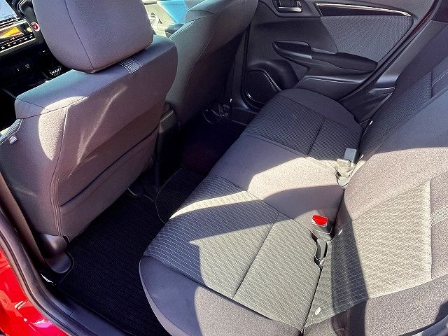 HONDA FIT HYBRID 2018 Image 31