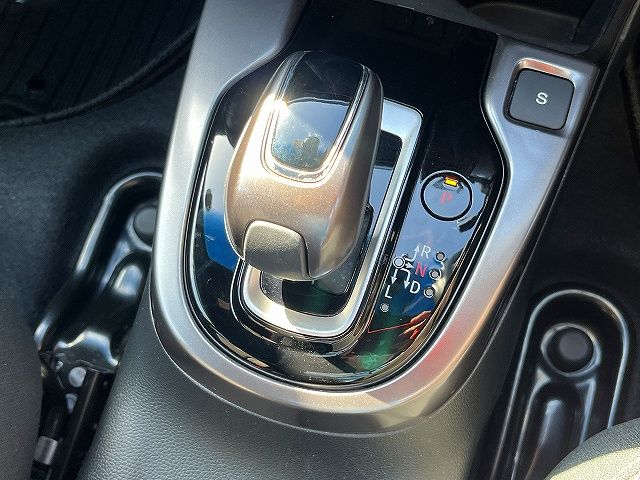 HONDA FIT HYBRID 2018 Image 31