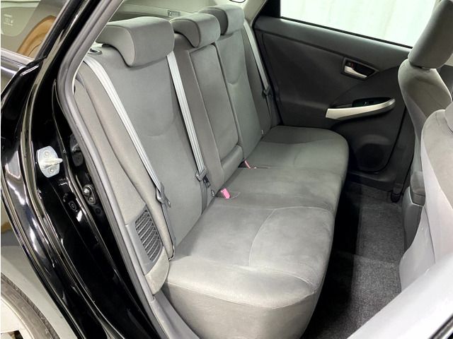 TOYOTA PRIUS 2011 Image 31