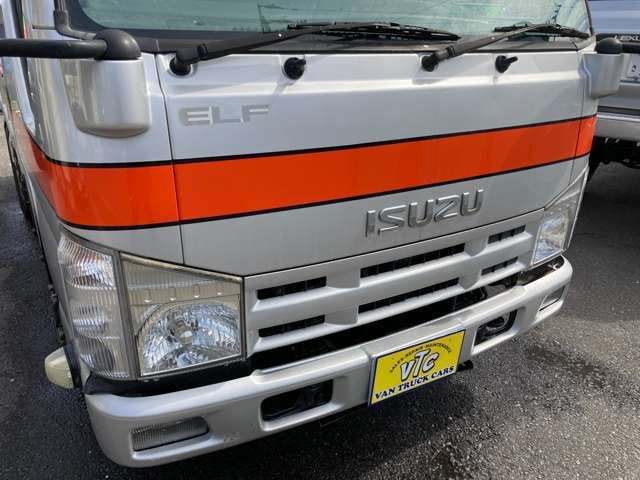 ISUZU  2013 Image 31