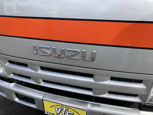 ISUZU  2013 Image 31