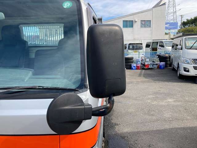 ISUZU  2013 Image 31