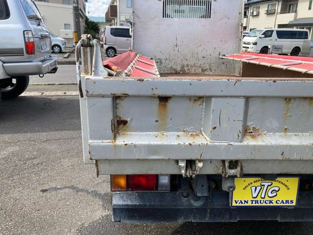 ISUZU  2013 Image 31