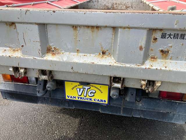 ISUZU  2013 Image 31