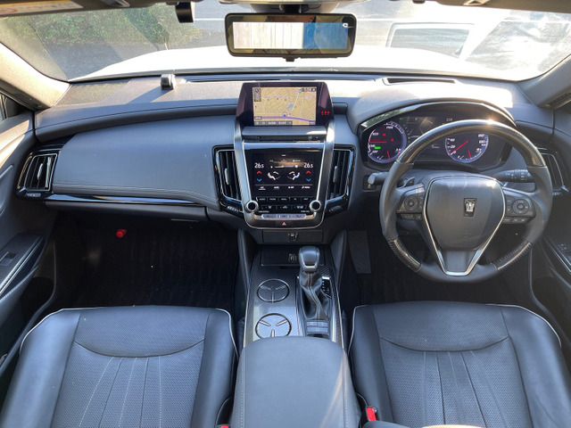 TOYOTA CROWN SEDAN HYBRID 2019 Image 31