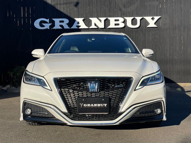 TOYOTA CROWN SEDAN HYBRID 2019 Image 31