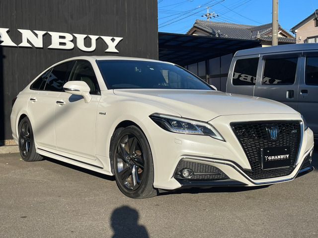 TOYOTA CROWN SEDAN HYBRID 2019 Image 31