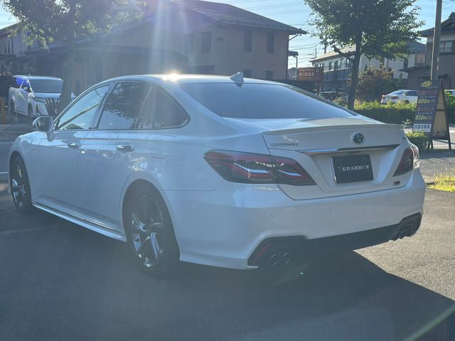 TOYOTA CROWN SEDAN HYBRID 2019 Image 31