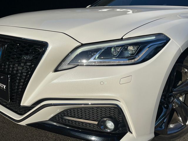 TOYOTA CROWN SEDAN HYBRID 2019 Image 31