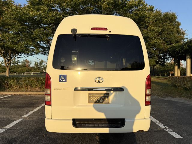 TOYOTA HIACE VAN 4WD 2011 Image 31