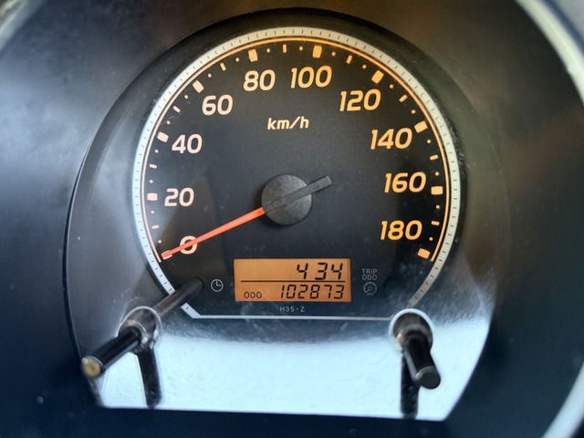 TOYOTA HIACE VAN 4WD 2011 Image 31