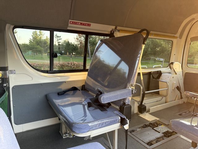 TOYOTA HIACE VAN 4WD 2011 Image 31