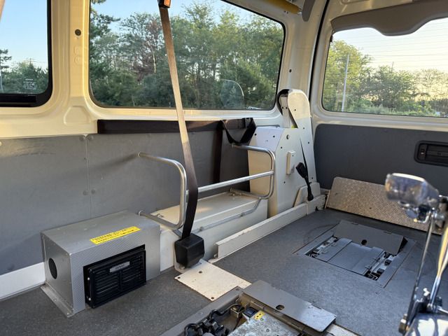 TOYOTA HIACE VAN 4WD 2011 Image 31