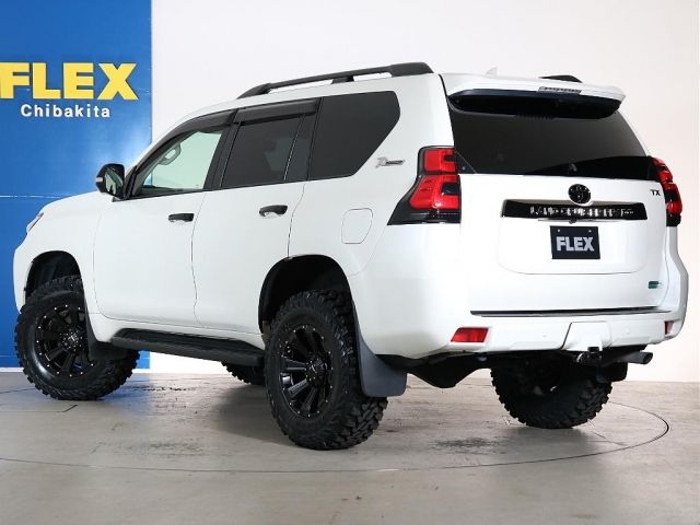 TOYOTA LANDCRUISER PRADO 2022 Image 31