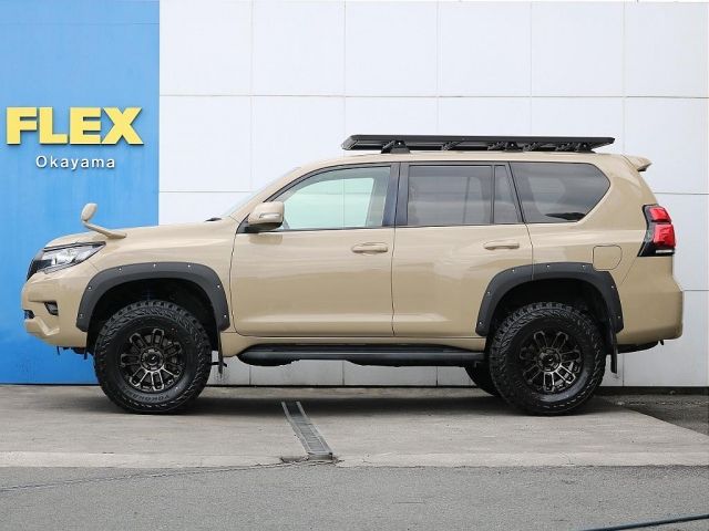 TOYOTA LANDCRUISER PRADO 2018 Image 31