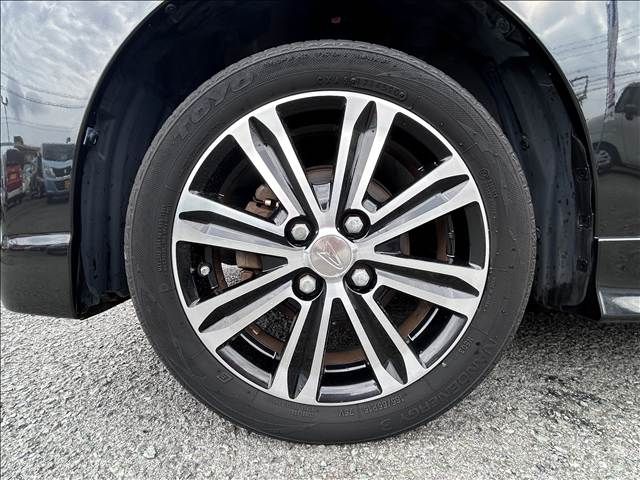 DAIHATSU TANTO CUSTOM 2017 Image 31