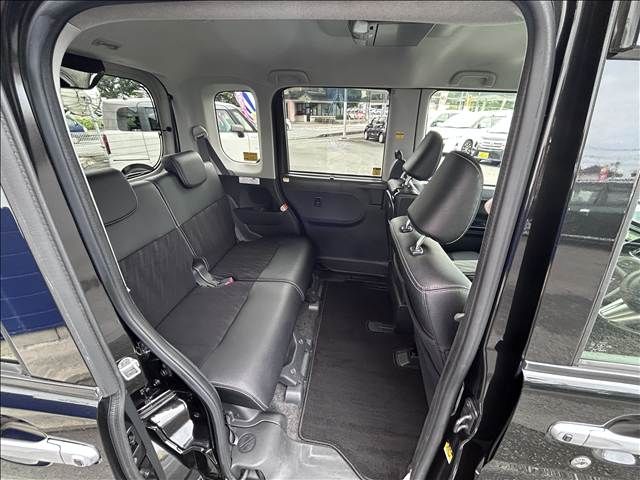 DAIHATSU TANTO CUSTOM 2017 Image 31