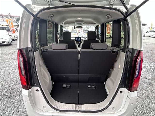 HONDA N BOX 2024 Image 31