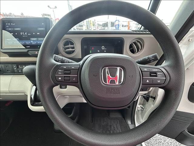 HONDA N BOX 2024 Image 31
