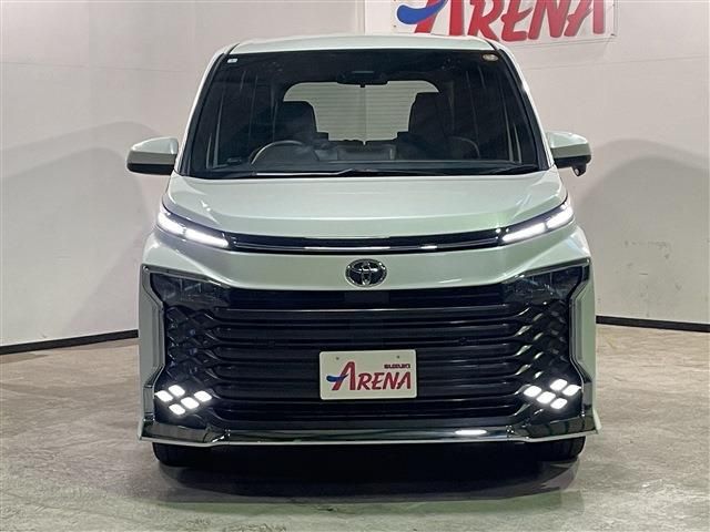 TOYOTA VOXY 4WD 2024 Image 31