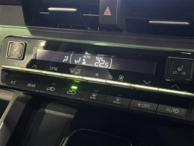 TOYOTA VOXY 4WD 2024 Image 31