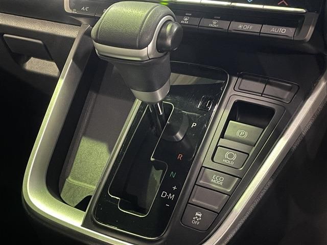 TOYOTA VOXY 4WD 2024 Image 31