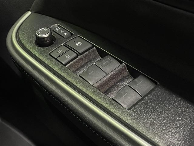 TOYOTA VOXY 4WD 2024 Image 31