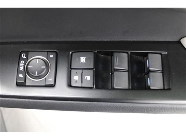 TOYOTA LEXUS UX250H 2019 Image 31