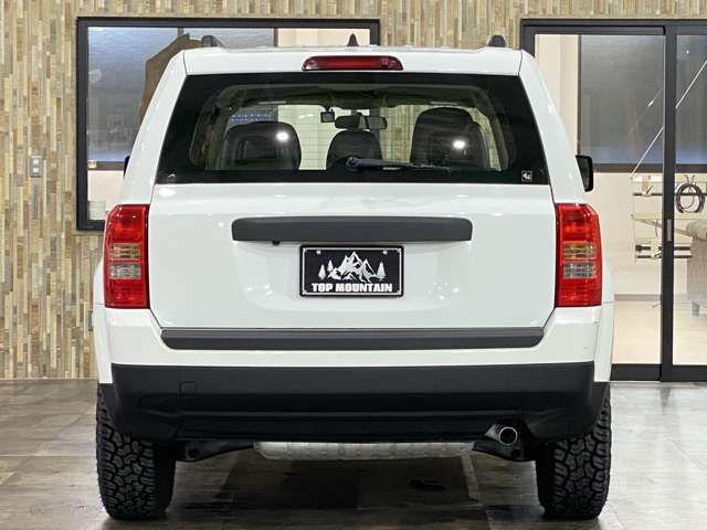 JEEP PATRIOT 2011 Image 31