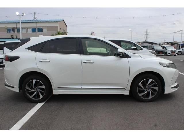 TOYOTA HARRIER 2WD 2017 Image 31