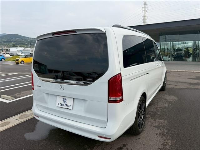 MERCEDES BENZ V CLAS 2023 Image 31