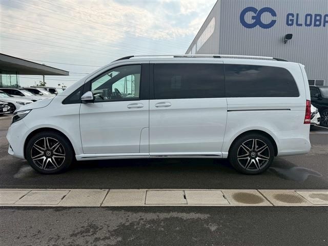 MERCEDES BENZ V CLAS 2023 Image 31