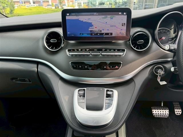 MERCEDES BENZ V CLAS 2023 Image 31