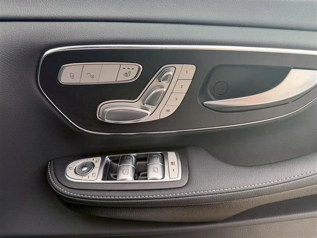 MERCEDES BENZ V CLAS 2023 Image 31