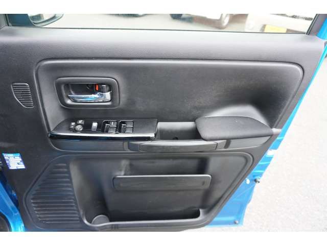 SUZUKI SPACIA CUSTOM 2018 Image 31