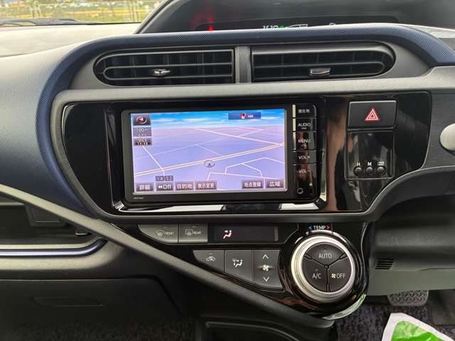 TOYOTA AQUA 2016 Image 31