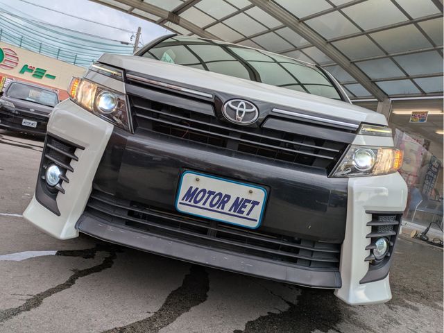 TOYOTA VOXY 2014 Image 31