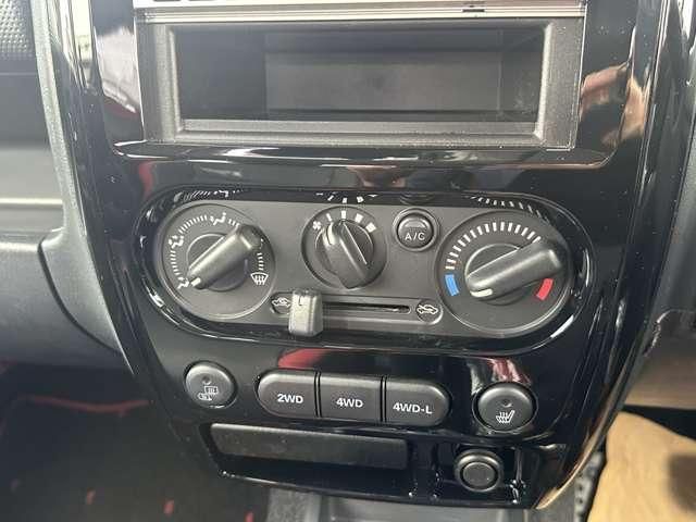 SUZUKI JIMNY 4WD 2012 Image 31