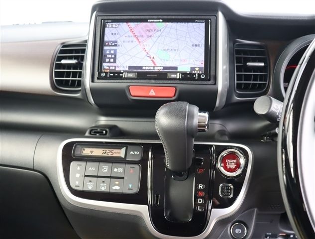 HONDA N BOX SLASH 2018 Image 31