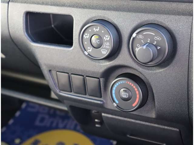 TOYOTA HIACE VAN 2WD 2024 Image 31